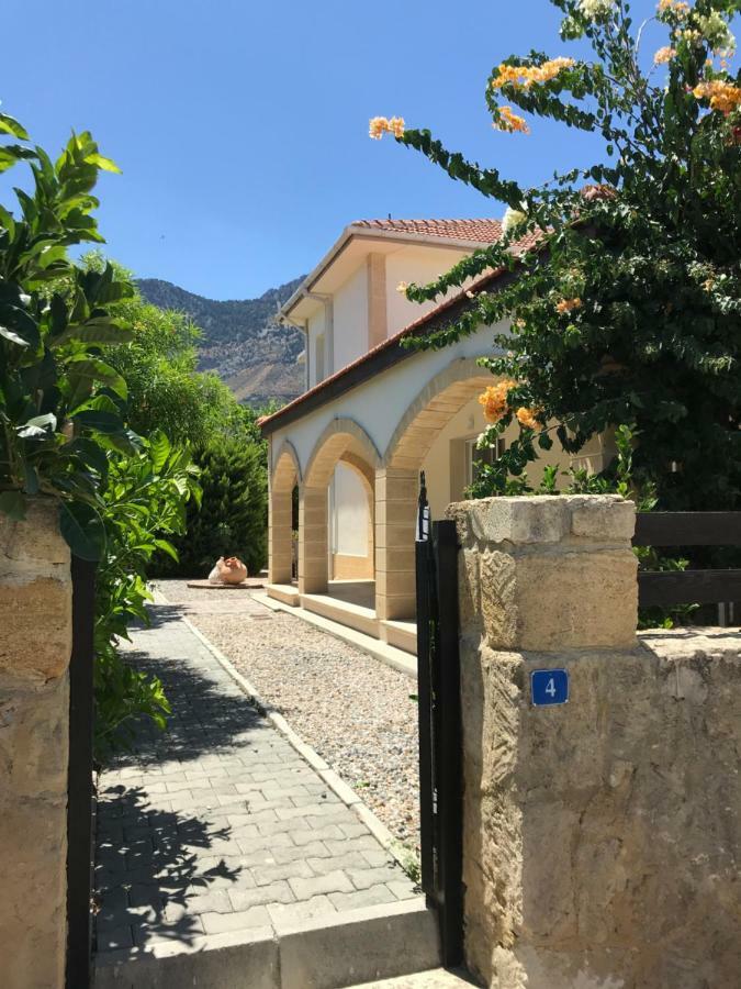 Casa Santos Kyrenia Villa Girne Buitenkant foto