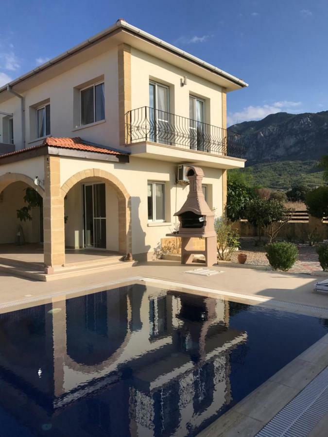 Casa Santos Kyrenia Villa Girne Buitenkant foto